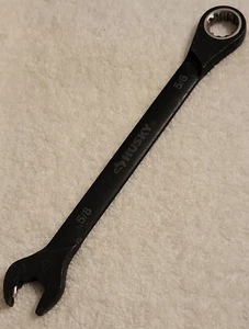 Husky SAE 5/8  universal spline 12 p1 Ratcheting Combination Wrench BLACK - Picture 1 of 2