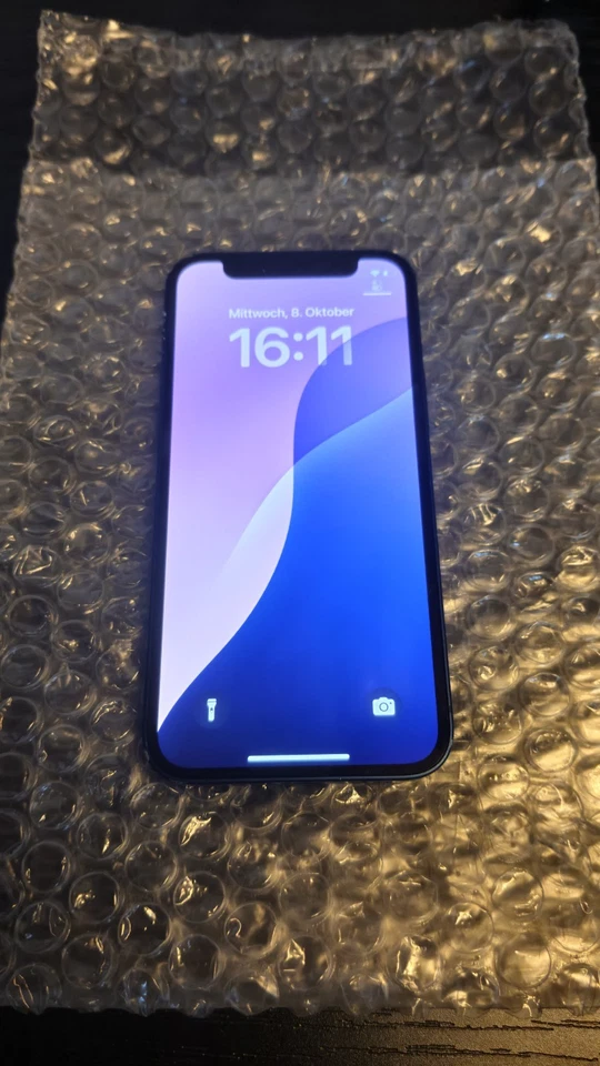 Apple iPhone 12 mini – 64 GB – Blau – Ohne Simlock - Bild 1 von 4