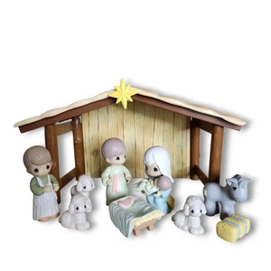 Vintage Avon Precious Moments Christmas Nativity Playset 2002 Plastic 11 Piece - Picture 1 of 7