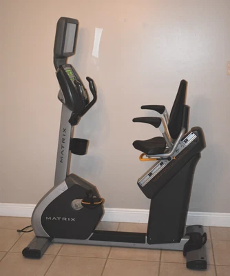 Ciclo híbrido Matrix H3X com tela de TV - Imagem 1 de 4