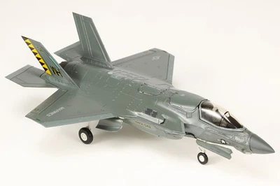 Hobby Master 1/72 F-35B Lightning II Black Death USMC VMFA-542 Tigers - Image 1 of 2