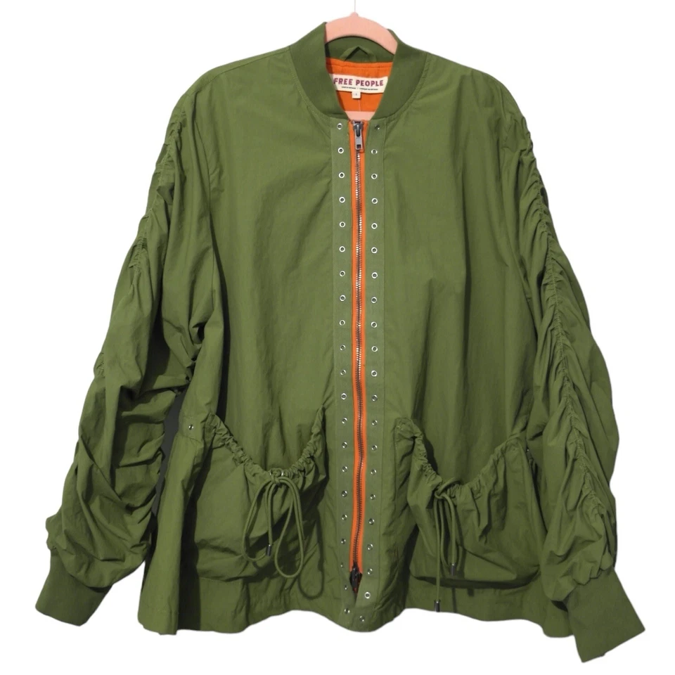 Free People Oversized Khaki Ruched Utility Jacket – Lagenlook Zip Bomber, S - Image 1 of 4