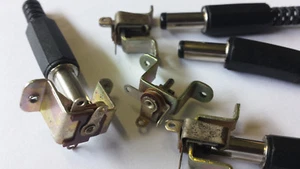 4 Sets Power Plug + Jack Low Voltage 2,1 Or 2,5/5,5mm - Picture 1 of 4