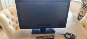 Toshiba 24in LCD colour tv and dvd player with remote control - Picture 1 of 4