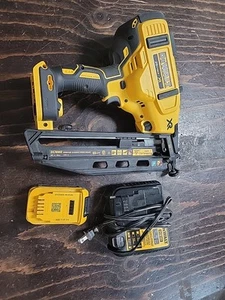 DEWALT DCN660 20V Nailer W/ 1.7Ah Battery & Charger - Picture 1 of 1