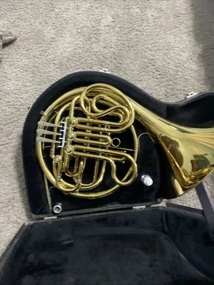 Cuerno francés doble King 2259 F/Bb Foto 1 de 4