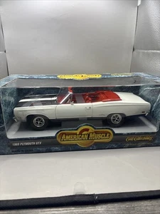 Ertl American Muscle 1969 Plymouth GTX Convertible 1:18 Scale DieCast White. NIB - Picture 1 of 12