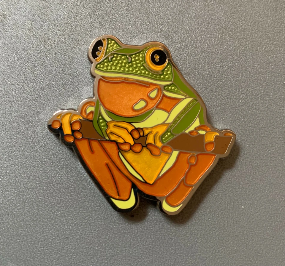 Têtard - Géocoin grenouille arbre vert - Nickel brillant - Photo 1/1