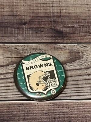 Vintage Cleveland Browns TEAM Pinback Button Football NFL Helmet Logo - Image 1 of 3