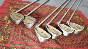 Lady Cobra II Oversize Hump IQ System Iron Set 4-5-7-9+PW&SW Graphite Right Hand - Picture 1 of 5