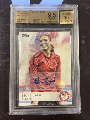 2012 Topps U.S. Olympic Team - Hope Solo Autograph Card BGS 9.5/10 Auto USA - Image 1 of 2