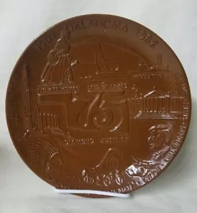 Teller 1982 Frankoma Keramik Staat Oklahoma - 75 Jahre Diamant Jubiläum - Bild 1 von 4