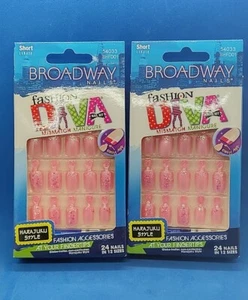 UÑAS BROADWAY de Kiss Fashion Diva LOVE Rosa Brillo CORTO LARGO (LOTE DE 2) - Imagen 1 de 2