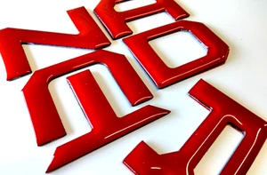 LETRAS REJILLA INFERIOR DELANTERA ROJA ELEVADA CÚPULA 3D PARA TUNDRA 2022-2025 HECHO EN EE. UU. - Imagen 1 de 1