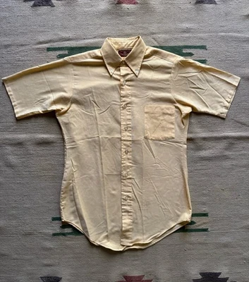 Vintage 1970s Van Heusen Vanopress Yellow Cotton 50/50 Button Down Size Large - Image 1 of 4