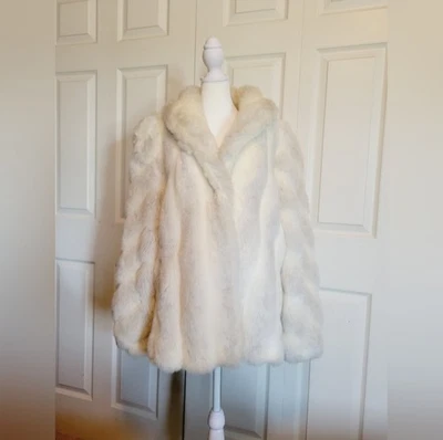 DEADSTOCK - NEW 80's Jordache Vintage Faux Fur Coat - PRISTINE - Image 1 of 4