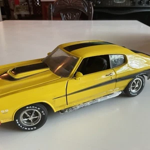 ERTL 1/18 AMERICAN MUSCLE BALDWIN MOTION YELLOW/BLACK 1970 CHEVY CHEVELLE SS - Picture 1 of 11