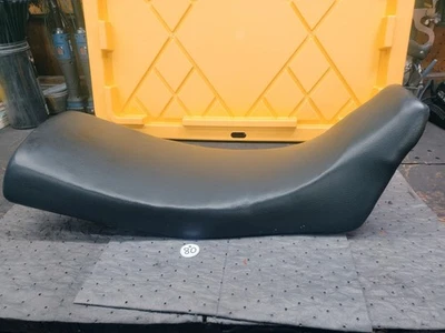 Honda XL250 1984, montaje de asiento #77200-KL4-670 Foto 1 de 4