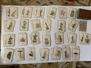 Vecchio gioco di carte damigella vintage anni 20 completo di scatola originale 50 carte - Foto 1 di 4