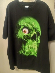 Vintage 1997 Monster Horror Green Skull T Shirt XL Gildan - Trevco Sportswear - Picture 1 of 9