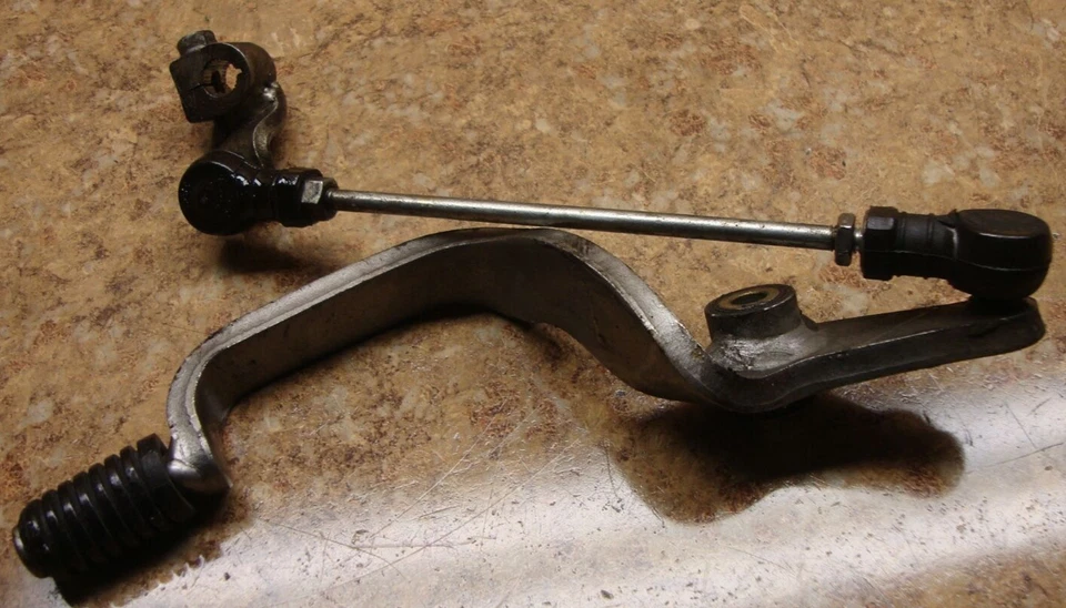 2006 Honda ST1300PA ST1300 ST 1300 P PA alavanca de câmbio de marchas do motor ligação - Imagem 1 de 1