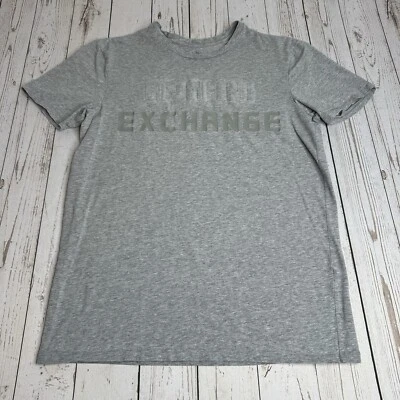 Camiseta gráfica Armani Exchange para hombre calce medio ajustado manga corta logotipo en relieve Foto 1 de 4