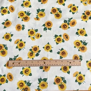 1.8 YD Vintage Sunflower Floral Fabric Ecru Quilting Cotton - Picture 1 of 6