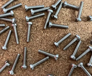 Tornillo de máquina con cabeza de queso ranurado de acero inoxidable M2,5 x 12 mm A2 DIN84 varias cantidades - Imagen 1 de 2