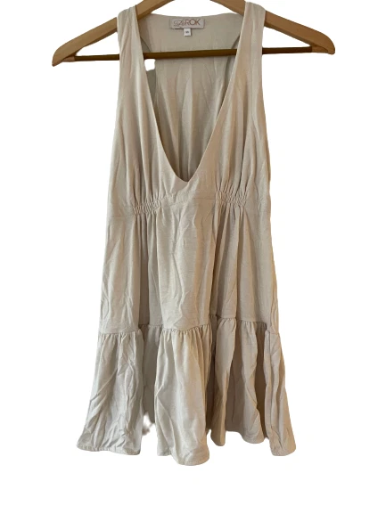 Blusa sin mangas con cuello en V acanalado La ROK talla XS espalda deportiva volantes dobladillo sin mangas Foto 1 de 4