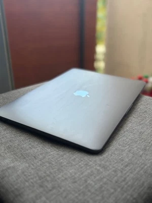 macbook pro A1706 13 Pouces 2016 i5 256Go / Touch Bar HS / Touch ID HS - Photo 1/4