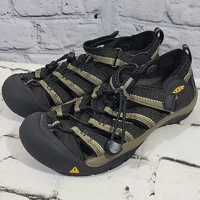 Keen Newport H2 Olive Black Waterproof Sandals Youth Size 3 Hiking Trail Shoes - Image 1 of 4