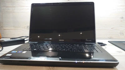 Toshiba Satellite p500-1ck laptop, Touchpad, Blu-ray Player, Großer Bildschirm,  - Bild 1 von 4