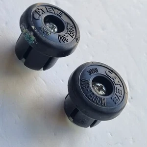 CatEye model 300 handlebar ends plugs grip doctor caps bar black retro - Picture 1 of 24