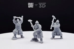 Silver Goat Dwarf with Hammer Davale Games 3D Printed With High Quality Resin - Foto 1 di 12