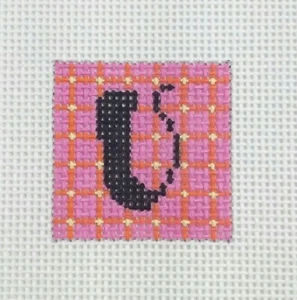Associated Talent AT needlepoint handpaint Alphabet Mini "U" Letter AA-172U 14m - Picture 1 of 6