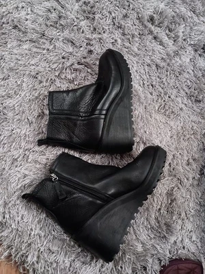 Botas de cuña para mujer talla 11 M Zodiac Julie negras botín grunge motociclista gótico Foto 1 de 4