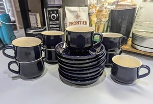 Denby England Set Tazze Cappuccino in Gres Piattini "Potpourri Hue" Blu Cobalto - Foto 1 di 7