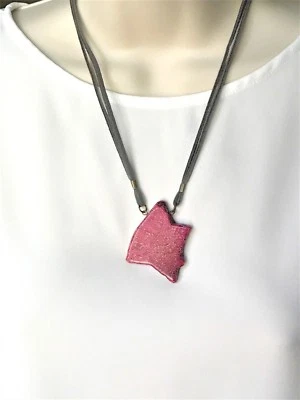 ENORME collar colgante chakra piedras preciosas sedimento marino jaspe fucsia (teñido) EE. UU. Foto 1 de 3