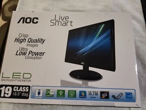 AOC e950Swn LED Backlight Monitor Live Smart 19 Class 18.5 Diag. Low Power - Picture 1 of 7