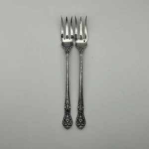 🫒Vintage Retired KING EDWARD Sterling Silver Relish Olive Fork - Picture 1 of 5