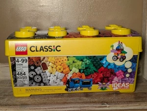 LEGO Classic Medium Creative Brick Box 10696 - Unopened - Picture 1 of 8