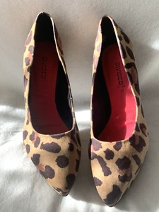 DIVIDED by H&M Faux Suede Leopard Print Size 6.5 High Heels Block Stilettos - Picture 1 of 9