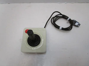COMMODORE VIC-1311 JOYSTICK LE FOR C64 VIC-20 +4 C16 C128 TESTED AND WORKING L6 - Picture 1 of 9