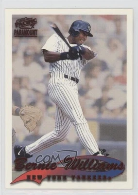 Pacific Paramount Red Bernie Williams 1999 #167 0e2x Foto 1 de 3