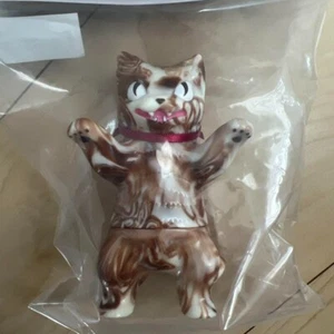 Konatsuya Negora MARBLE MILK CHOCOLATE Ver. Sofubi Soft Vinyl Figure - Picture 1 of 3