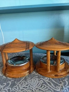 Sovereign Woodworkers Wishing Well Ash Tray No 63 Pair New Zealand Vintage Rare - Picture 1 of 8