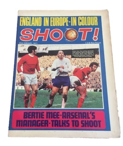 SHOOT MAGAZINE - EARLY ISSUE - 22/1/1971 - EXCELLENT CONDITION - Picture 1 of 9