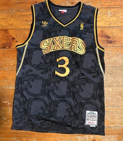 1996-97 Allen Iverson #3 76ers Mens Size Mitchell & Ness Swingman Jersey Cover