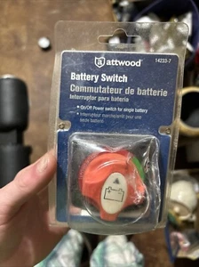 Attwood Single Battery Switch - 12-50 VDC 14233-7 UPC 022697142337 - Bild 1 von 7