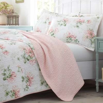 BEAUTIFUL COZY CHIC COTTAGE WHITE PINK SHABBY COUNTRY ROSE FLOWER SOFT QUILT SET - Image 1 of 2